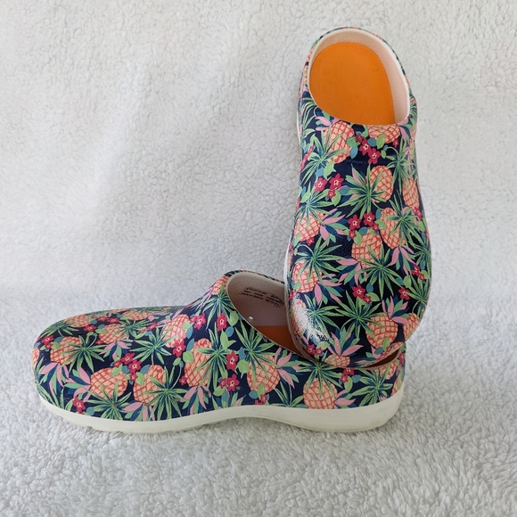 Dansko slip on Mule Clog EU sz40 - Picture 10 of 13